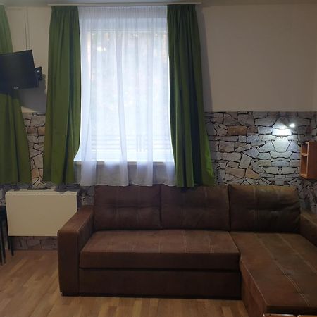 Bed and Breakfast Kid Familia Panzio Balatonszarszo Exterior foto
