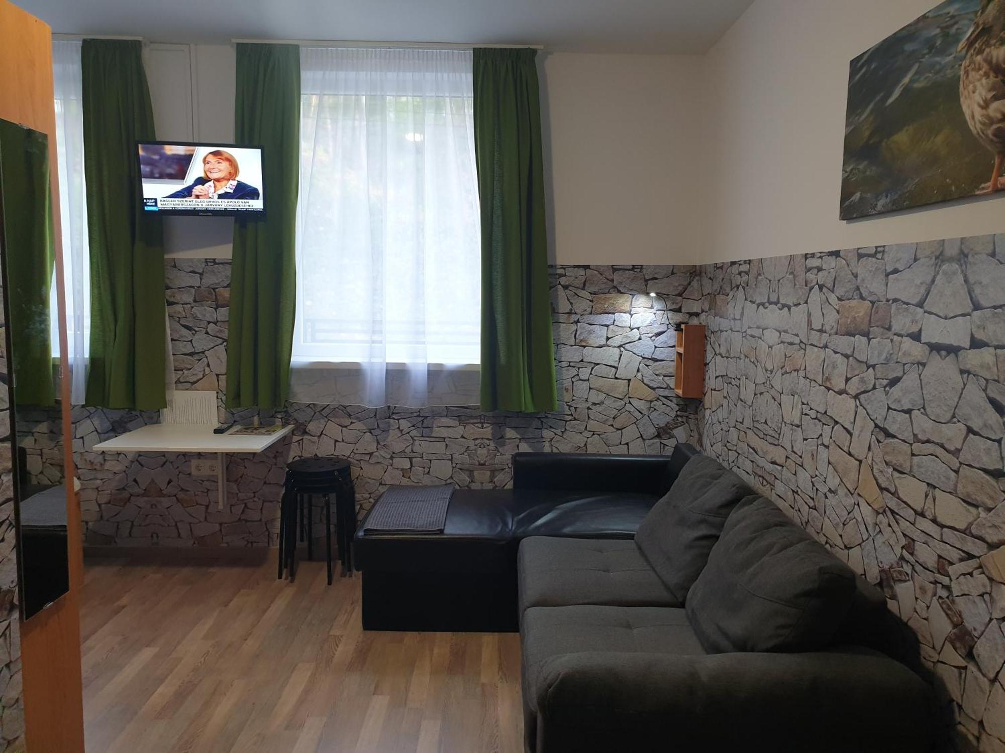 Bed and Breakfast Kid Familia Panzio Balatonszarszo Exterior foto